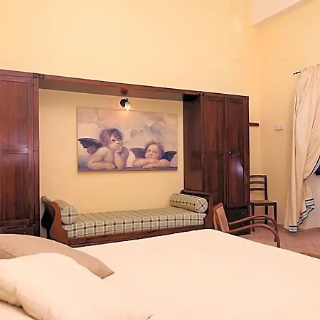 Couette-café Le Cese 4*