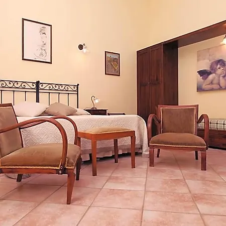 Le Cese Couette-café 4*